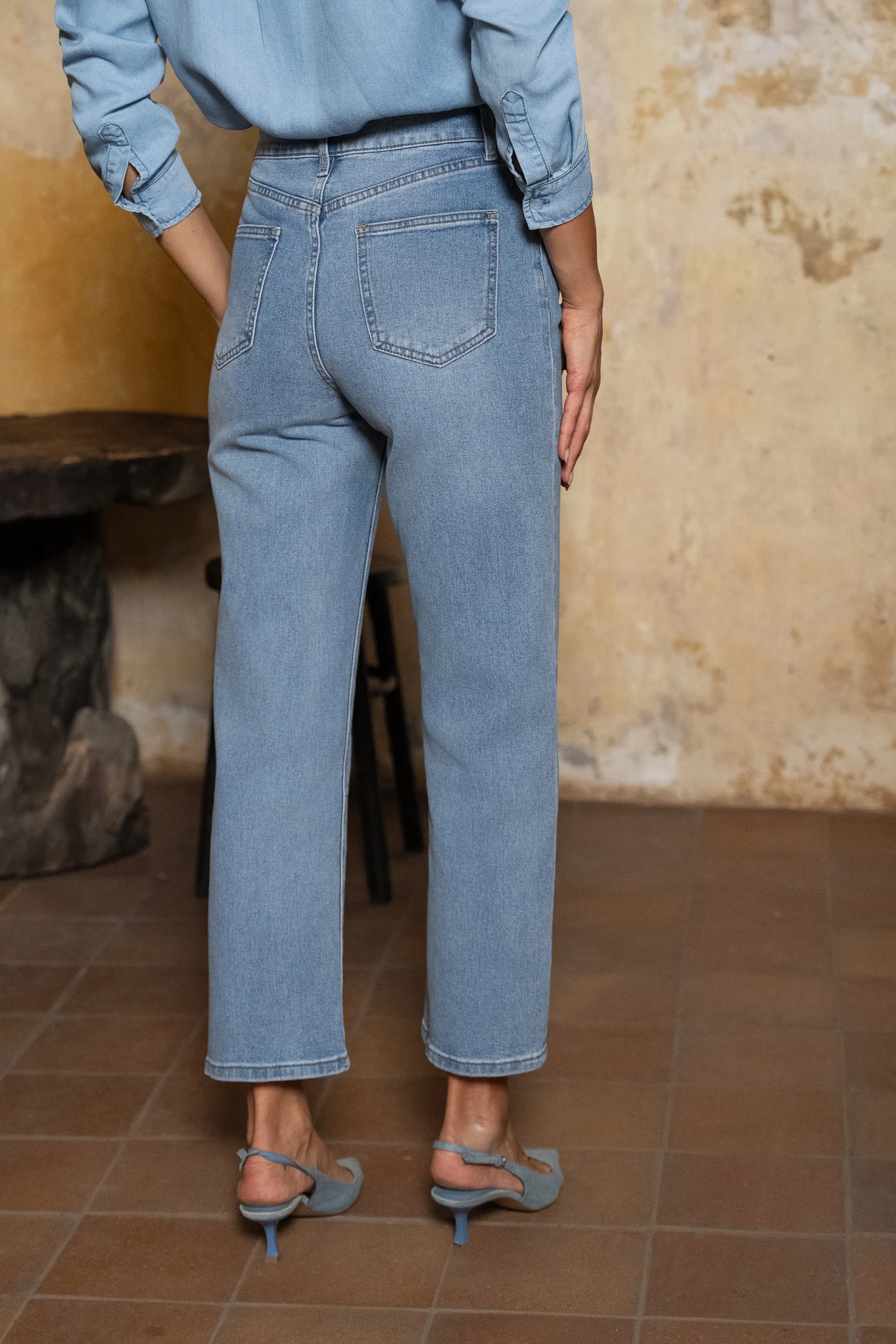 Jean Solange - denim stone - Image 4