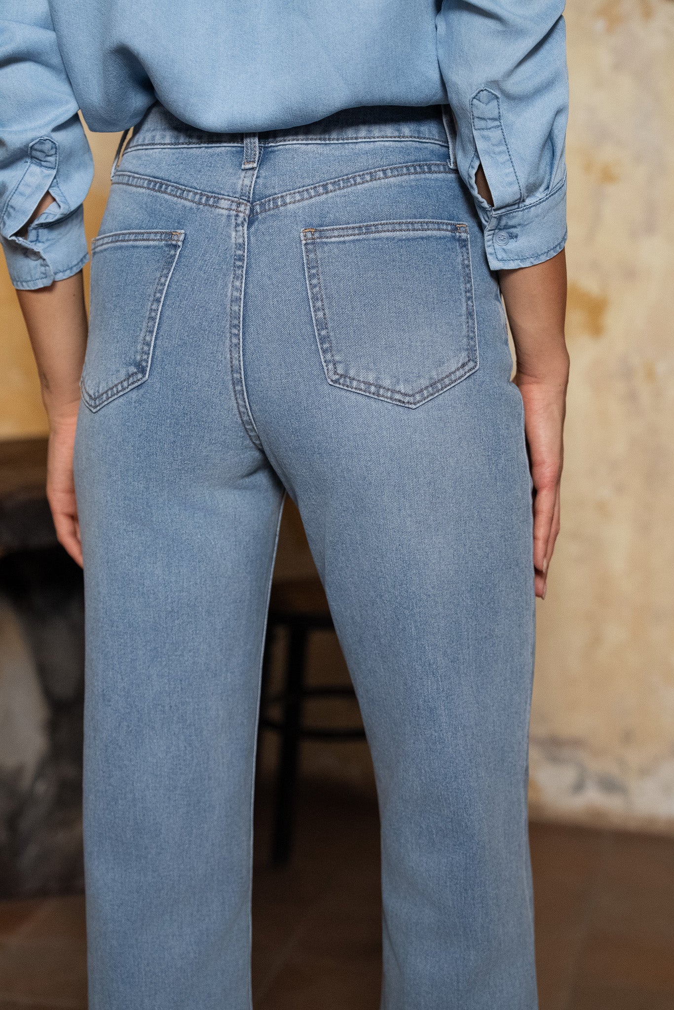 Jean Solange - denim stone - Image 5