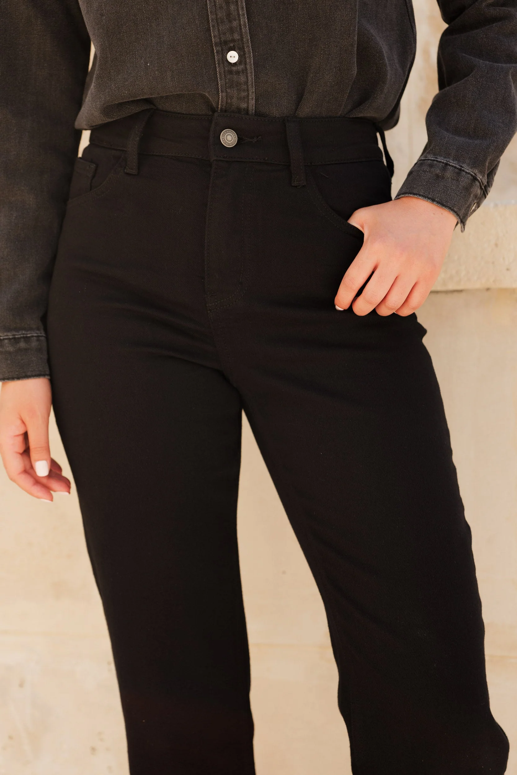 Jean Solange - denim noir - Image 3